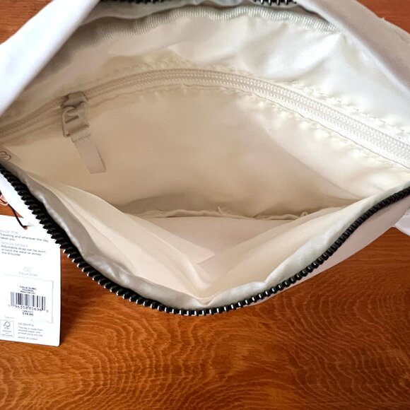 New Calia Sling Bag, Fanny Pack, or Crossbody, Eggnog White, RN# 104141 - Picture 7 of 11